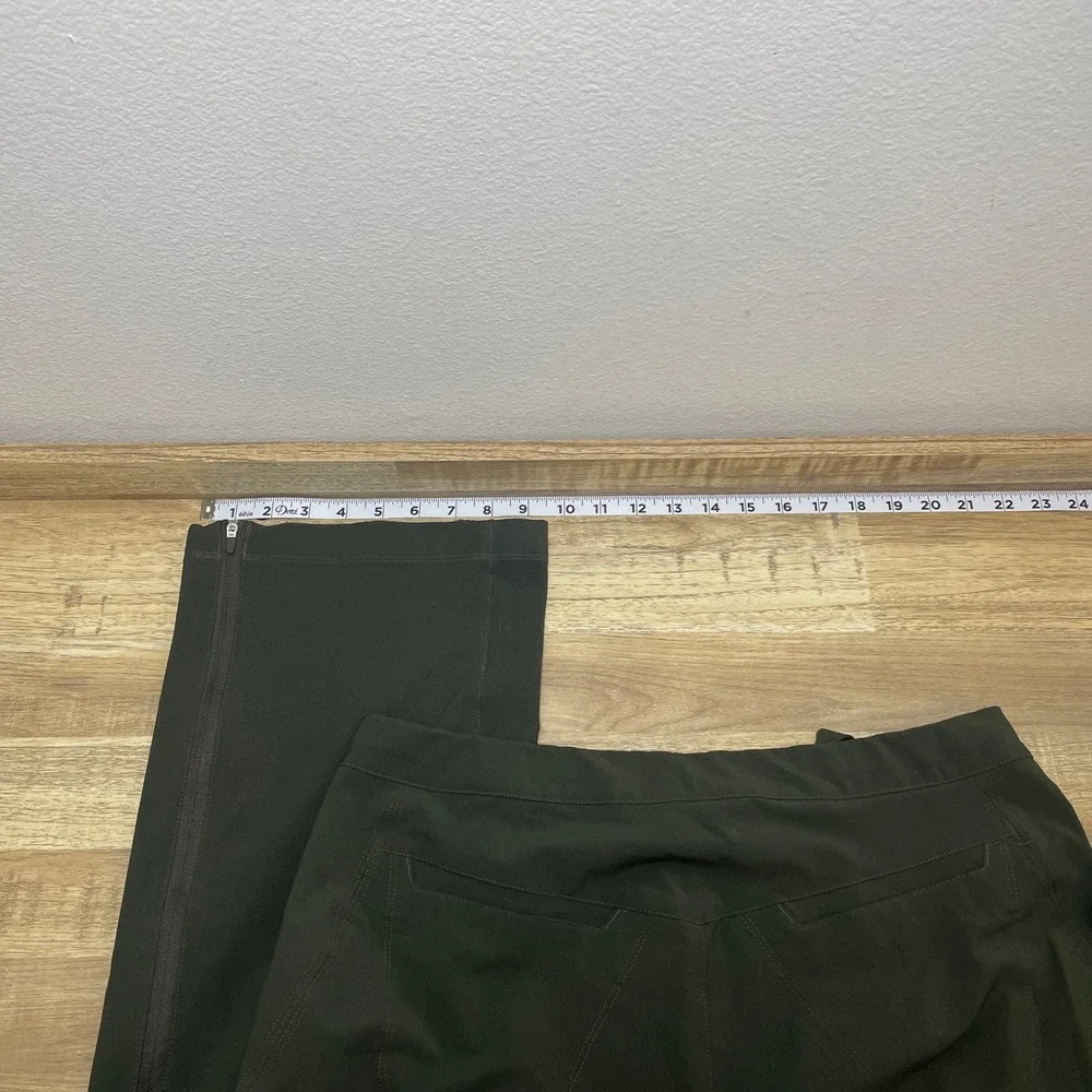 Nike Fit Dry Hiking Pants Womens Medium Dark Olive Green Belted Ankle Zip Flared
